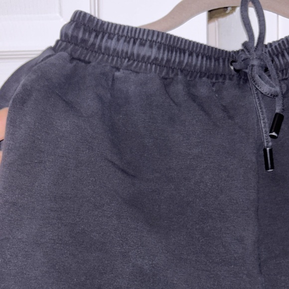 6/$28❗️Black Jogger Pants - Picture 8 of 10